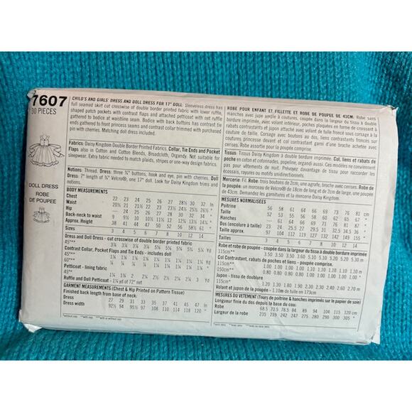 Simplicity sewing pattern 7607 girls dress 17" doll dress Daisy kingdom - Picture 3 of 5